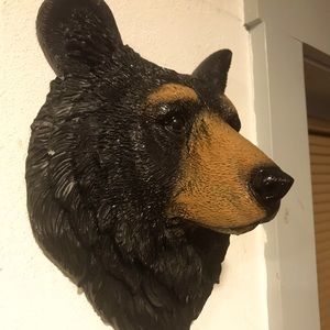 Rustic black bear head wall decor - adorable log cabin decor!! Great condition